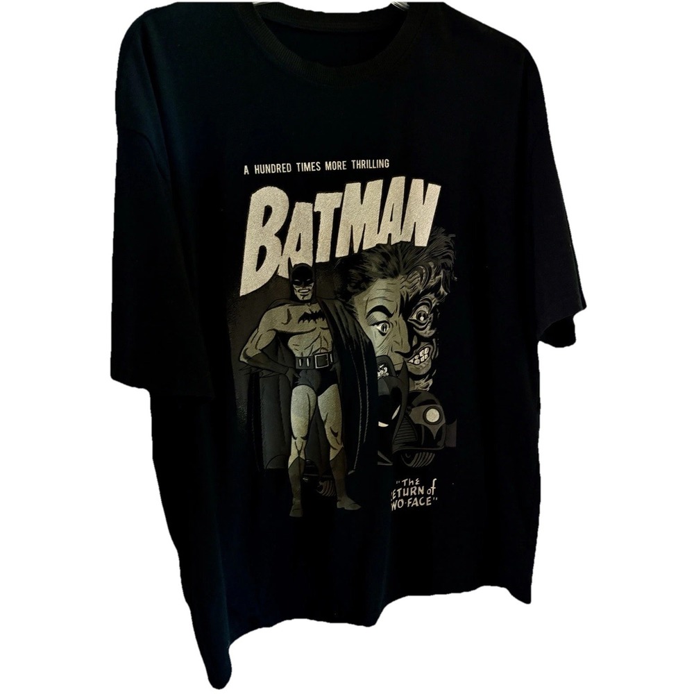 Batman Women Med  T-shirt  Black "The Return Of Two Face" Crew Neck SS Movies